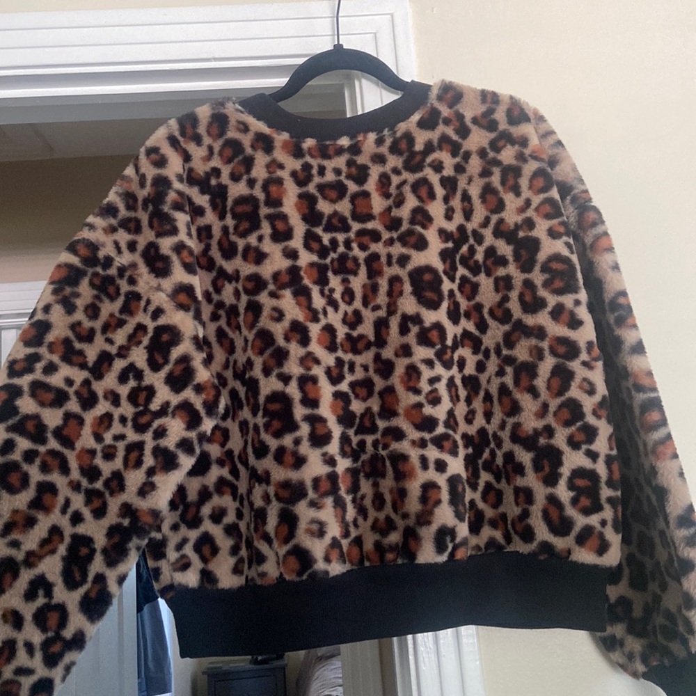 Cheetah print sweater